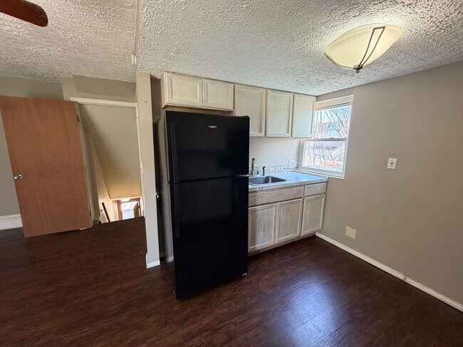 Foto del edificio - 421 Allyn St