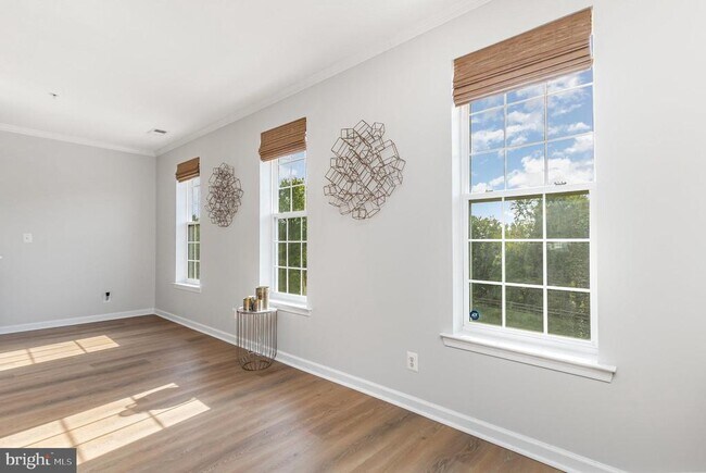 Foto del edificio - 1650 Mohegan Dr