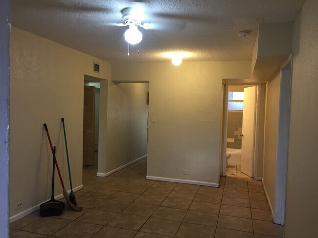 Foto del edificio - 1224 NW 3rd St