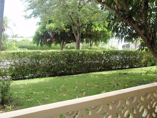 Foto del edificio - 2005 Sans Souci Blvd