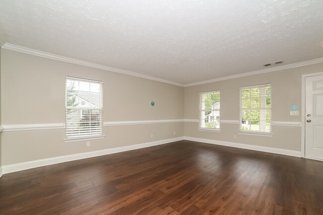 Building Photo - 311 Autumn Creek Dr