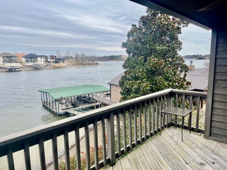 Building Photo - 200 Hamilton Oaks Dr