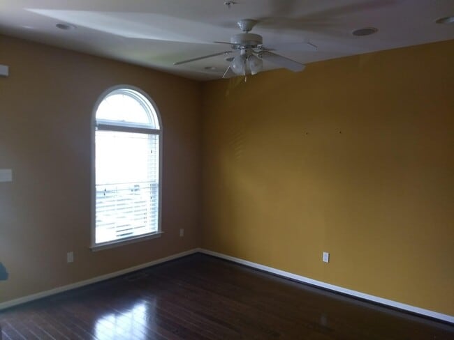 Building Photo - 2735 Keebler Ct