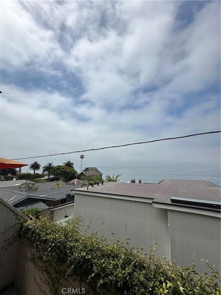 Building Photo - 2037 S Coast Hwy