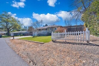 Building Photo - 4445 Montcurve Blvd