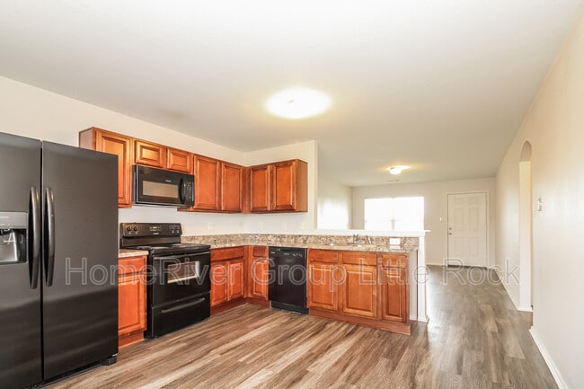 Building Photo - 3721 Churchill Dr