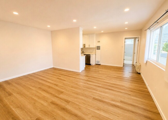 Photo - 711 N Jackson St Apartment