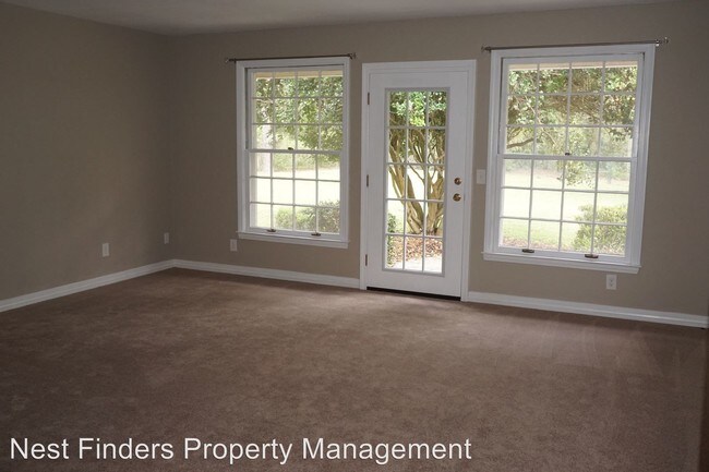 Foto del edificio - 10431 Deerwood Club Rd