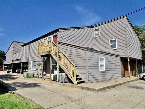 Primary Photo - 421 W 3rd Ave