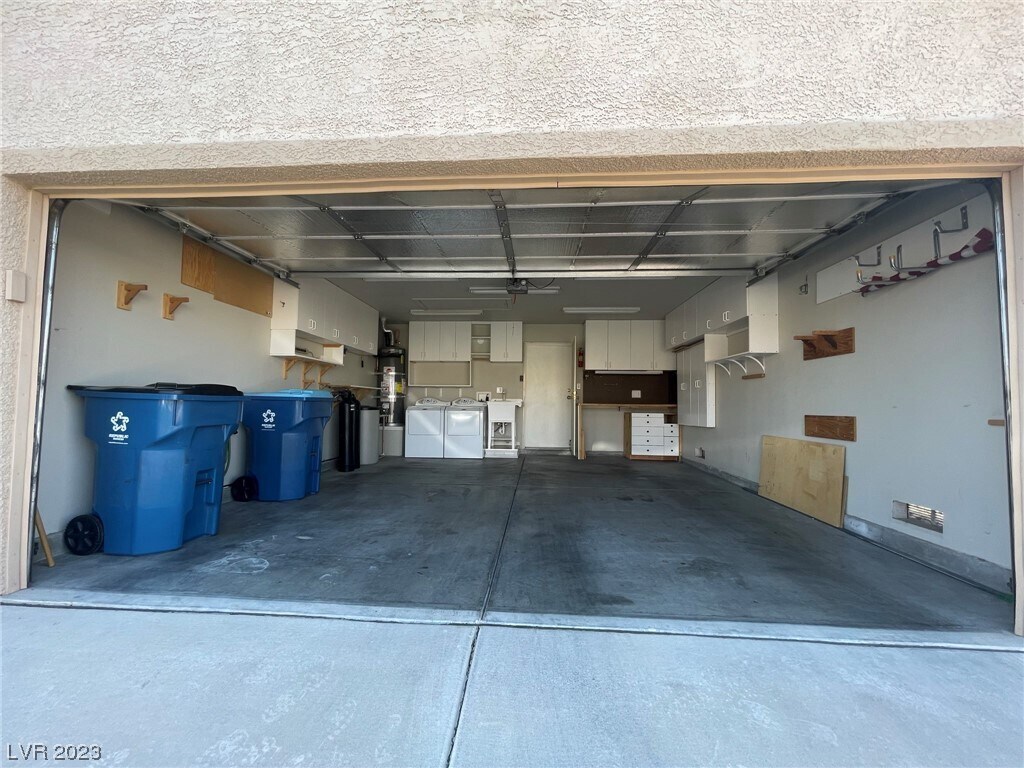 Foto principal - 3425 Conan St