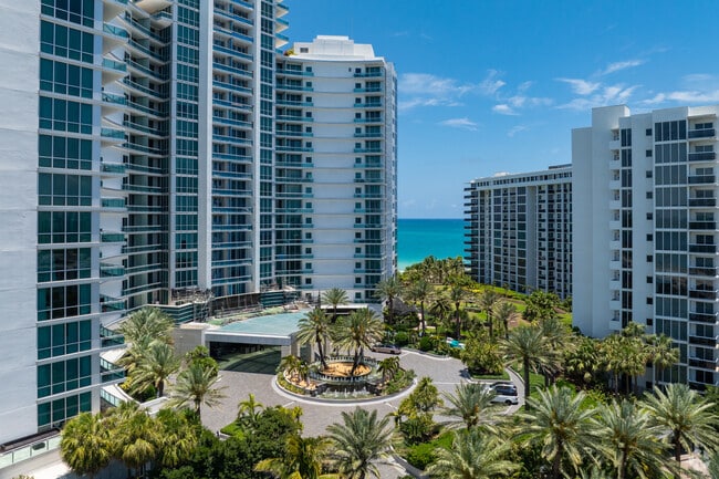 Building Photo - One Bal Harbour