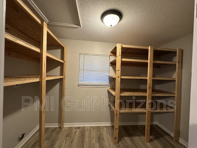 Building Photo - 3356 La Leyenda Ct