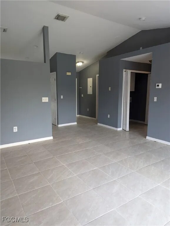 Foto del edificio - 2405 Mansfield Ave S