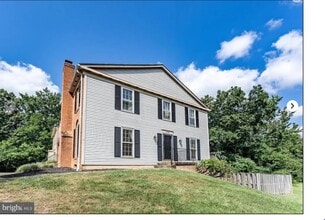 Building Photo - 5708 Gladden Ct