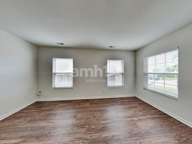 Foto del edificio - 1129 Rutledge Landing Dr