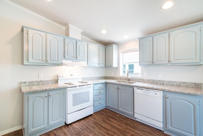 Building Photo - 10115 Berrybriar Ln