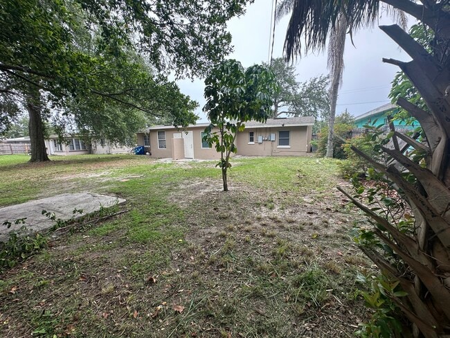 Foto del edificio - 603 Avenue G SE