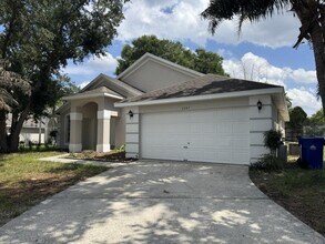 Building Photo - 2347 Blake Way