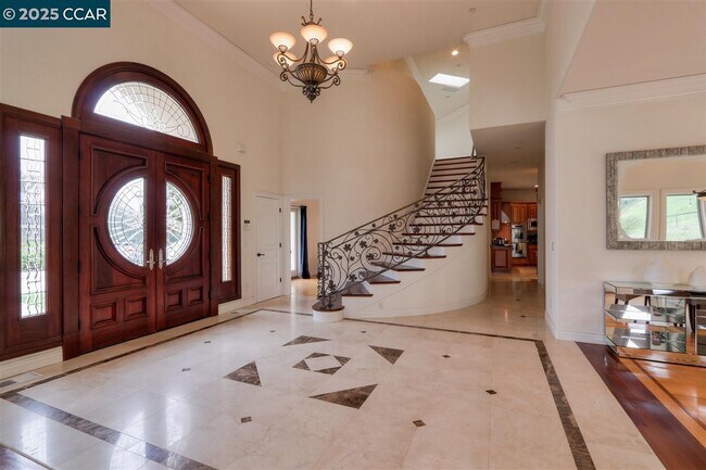 Foto del edificio - 2851 Spring Creek Ln