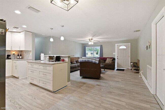 Building Photo - 4 br, 2 bath House - 2199 R Nolan Drive