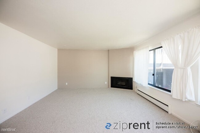 Foto del edificio - 2 br, 2 bath Condo - 5175 Diamond Heights ...
