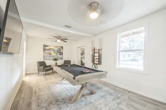 Building Photo - 5236 Perry St