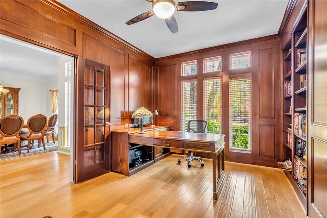 Foto del edificio - 98 Winding Creek Pl