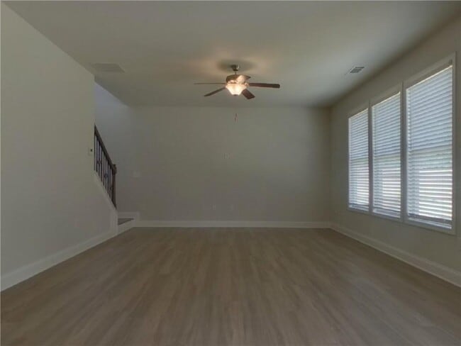 Building Photo - 4272 Bella View Dr