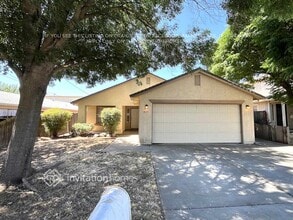 Building Photo - 405 3rd St