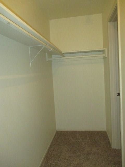 Foto del edificio - 312 E 43rd St