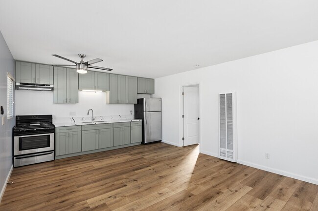 Foto del edificio - 1413 Hemlock Ave