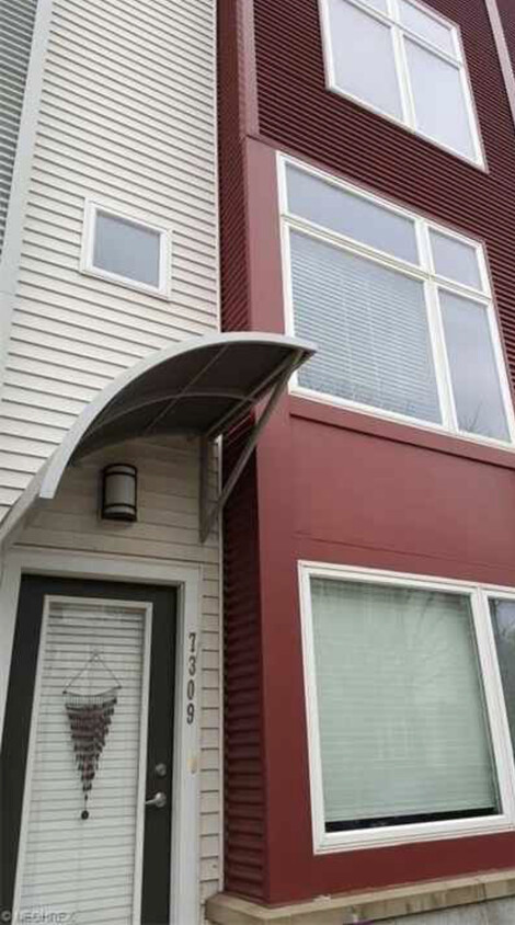 Front of Townhome - 7309 Battery Park Blvd