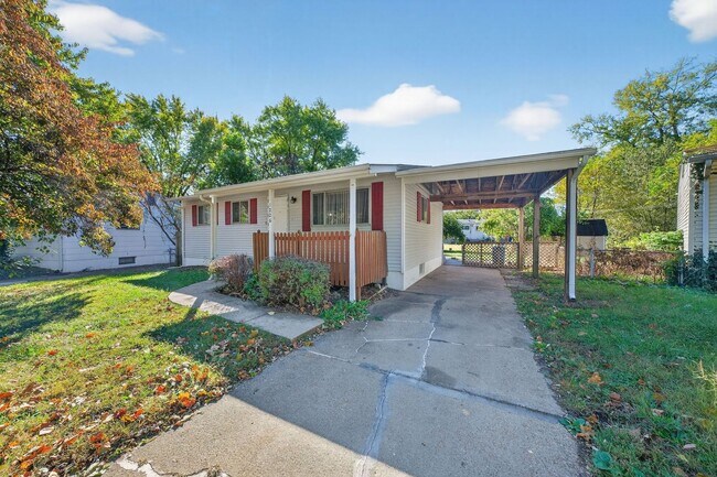 Photo - 1226 Baron Ave House