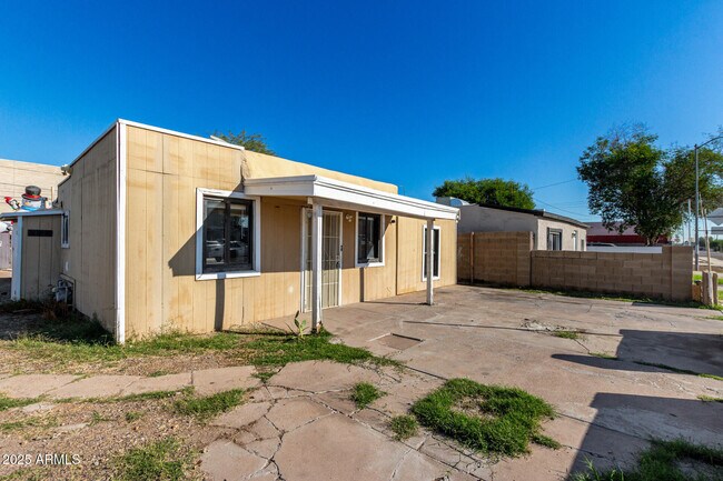 Foto del edificio - 1920 W Tonto St