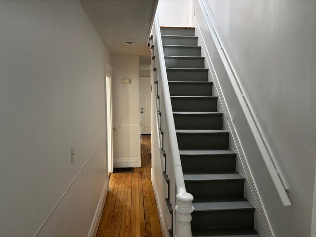 Building Photo - 43-45 Crescent St. Wakefield, MA (Offboard...