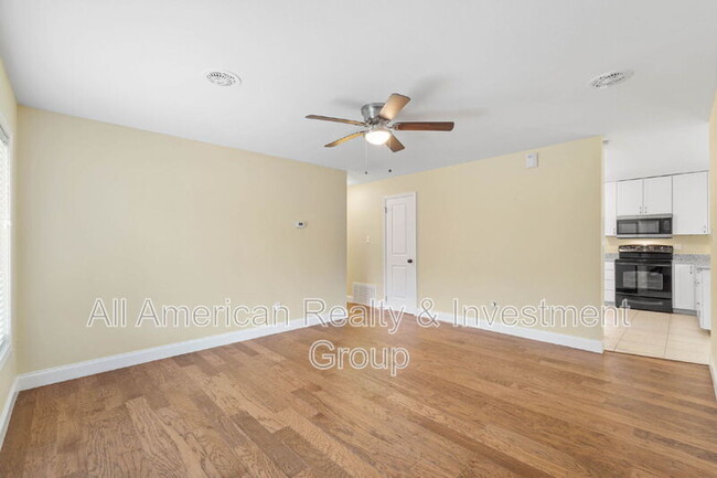 Foto del edificio - 234 Holmes Blvd NW