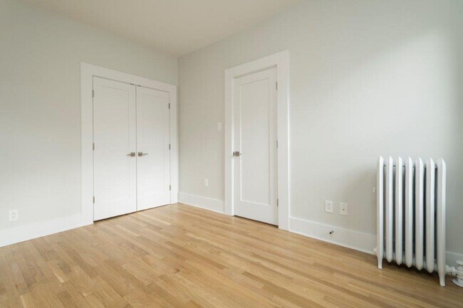 Building Photo - Nice 3 bed in Brighton