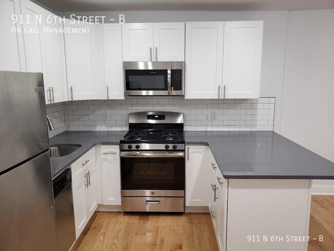 Foto del edificio - 911 N 6th, Unit B