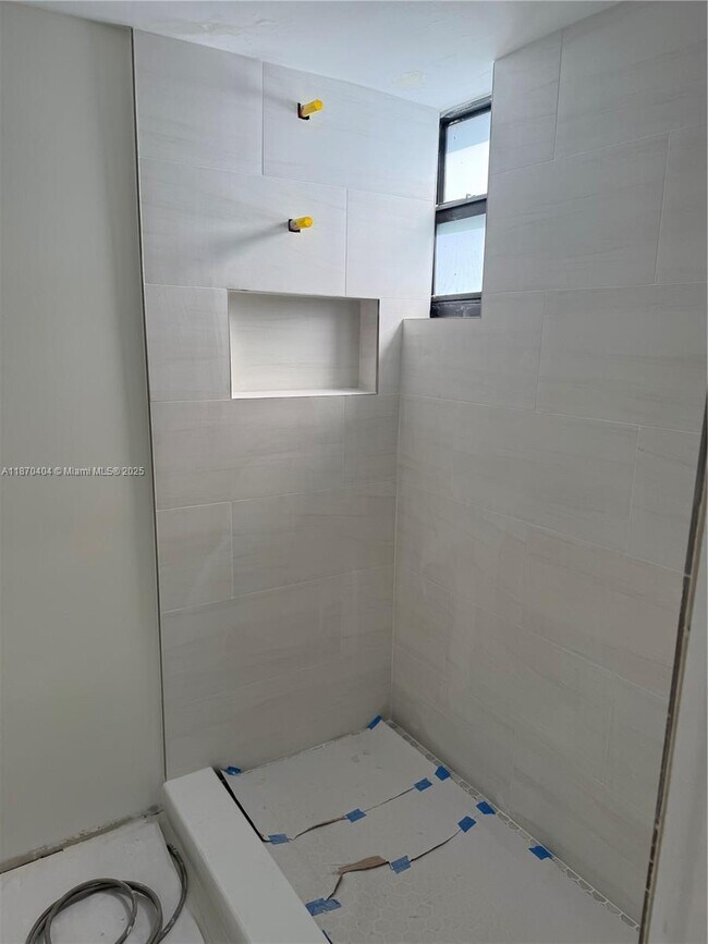 Foto del edificio - 100 Ocean Ln Dr