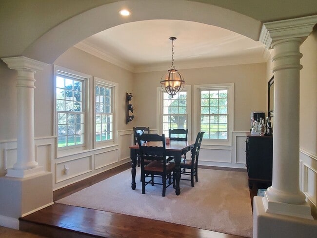 Foto del edificio - 1610 Chris Ln