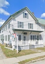 Building Photo - 231 Main St