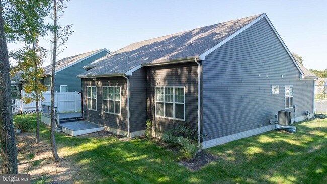 Building Photo - 22395 Arbor Cir