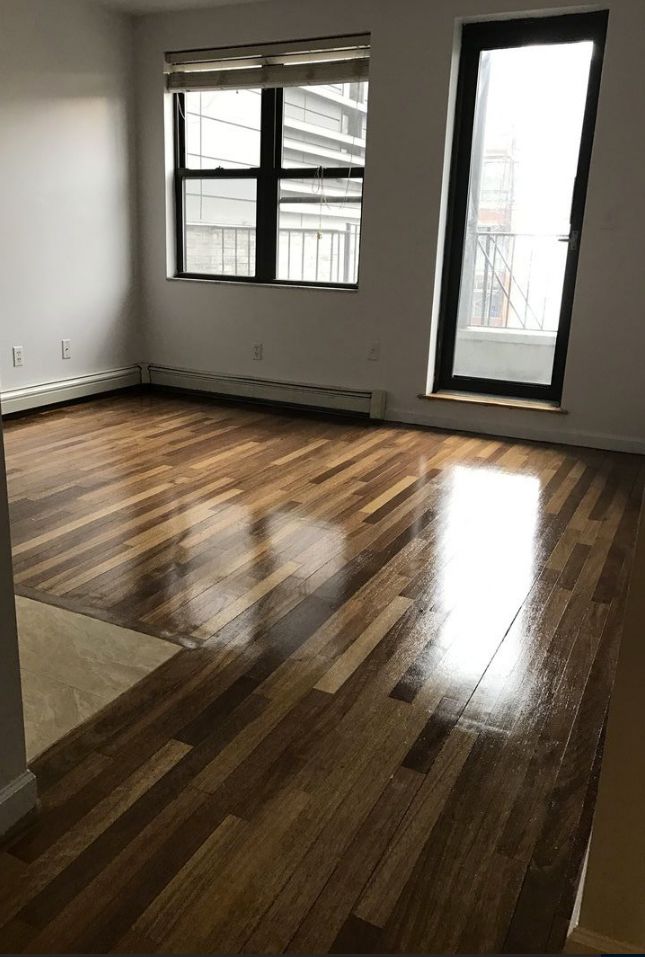 Building Photo - 122 Allen St