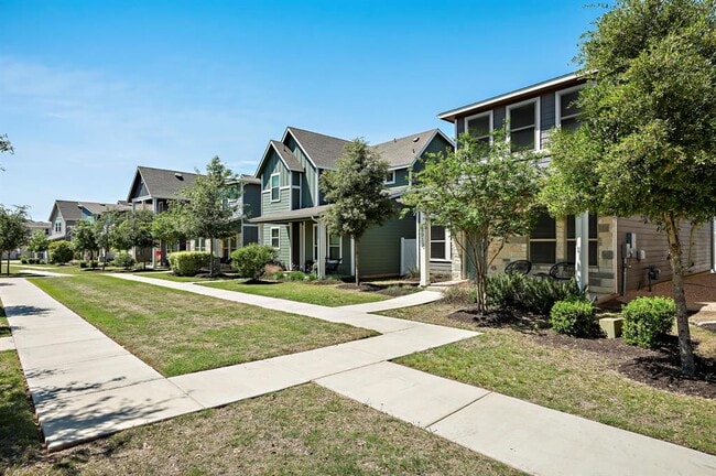 Building Photo - 8013 Lennon Dr