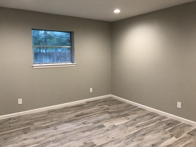 Building Photo - 25419 N Broken Bough