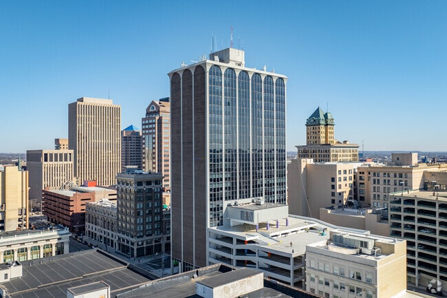 Attached Parking Garage - The Deneau