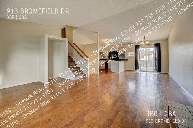 Photo - 913 BROMEFIELD DR- House