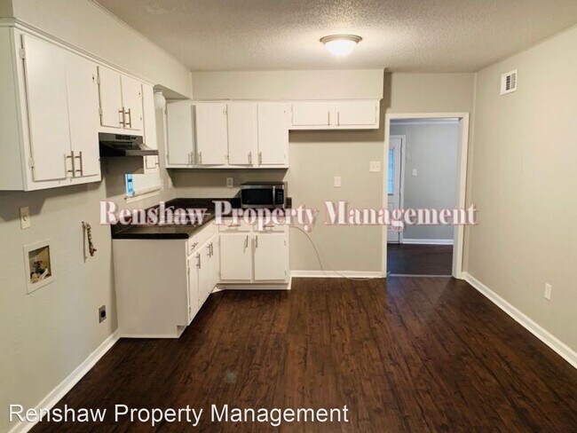 Foto del edificio - 3 br, 1 bath House - 4509 Double Tree Rd.