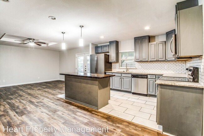 Foto del edificio - 4 br, 2 bath House - 4917 Embers Trail, Gr...