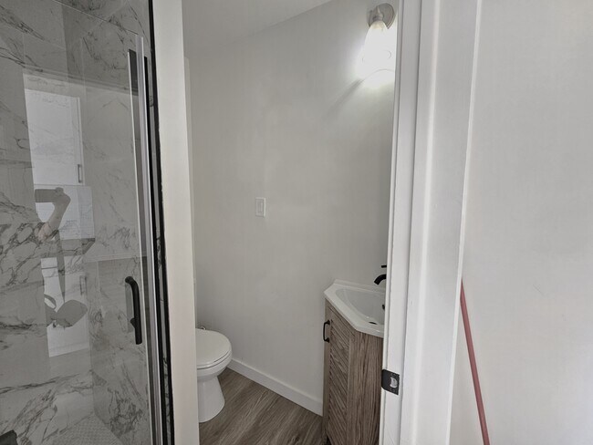 Photo du bâtiment - 19 Wellington St